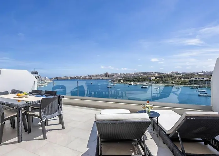 Modern 3 Bedrooms Penthouse With A Breathtaking Valletta View