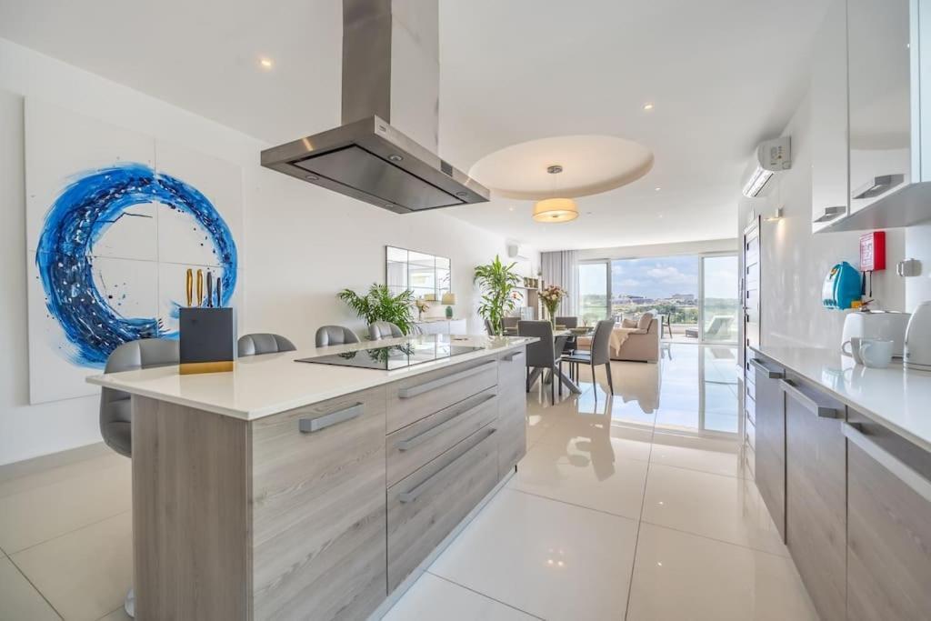 Modern 3 Bedrooms Penthouse With A Breathtaking Valletta View Apartment Sliema