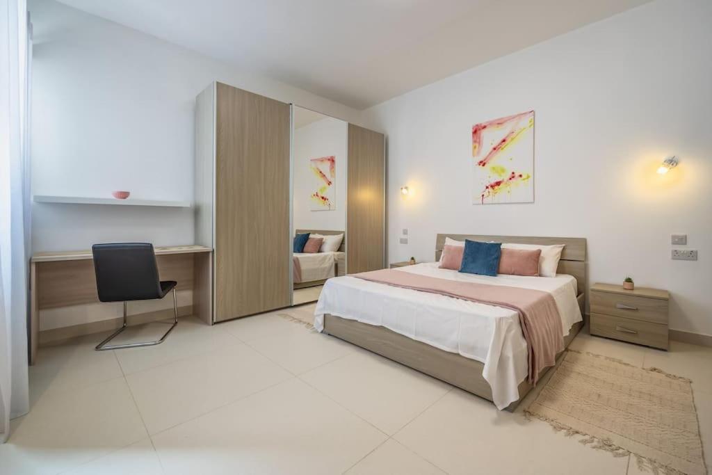 Modern 3 Bedrooms Penthouse With A Breathtaking Valletta View